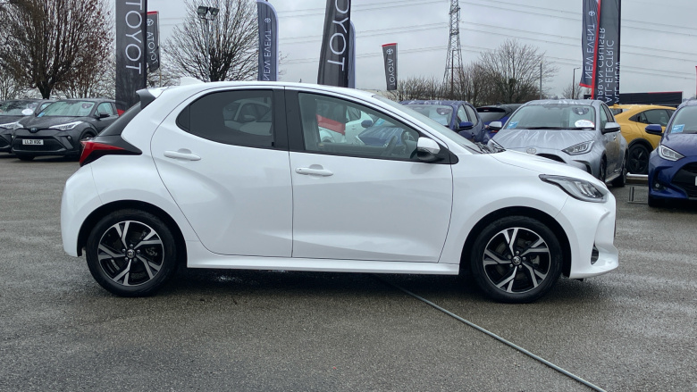 Toyota Yaris 1.5 Hybrid Design 5dr CVT Hybrid Hatchback